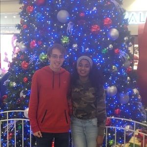 Meet your Posher, Neah